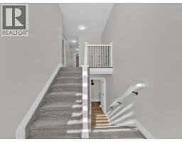 201 MEADOWVIEW AVENUE - 9