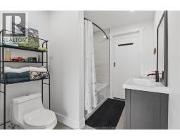 595 JACKSON - 21