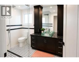 2688 JAMAICA CRESCENT - 14