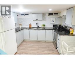2688 JAMAICA CRESCENT - 18