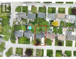 2688 JAMAICA CRESCENT - 25