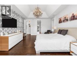4076 ST. FRANCIS - 32