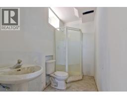 1502 MERSEA RD D - 25