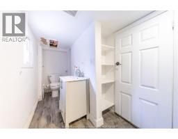 446 WYANDOTTE STREET West - 26