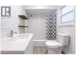 446 WYANDOTTE STREET West - 6