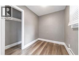 446 WYANDOTTE STREET West - 9