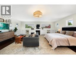 382 BARRY - 26