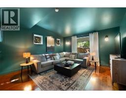 382 BARRY - 6