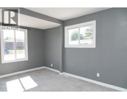 3074 Lloyd George BOULEVARD - 6