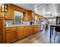 1118 Mersea Road 2 - 6