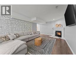 430 WOODRIDGE DRIVE - 25