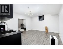 256 XAVIER CIRCLE - 38