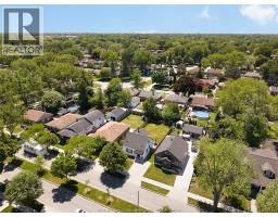 1071 Fairview BOULEVARD - 3