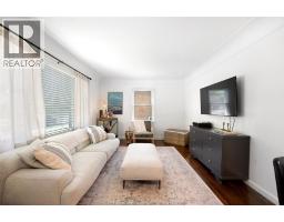 1071 Fairview BOULEVARD - 5