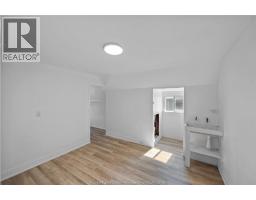 631 CHURCH - 30
