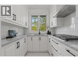 3161 MCROBBIE - 11