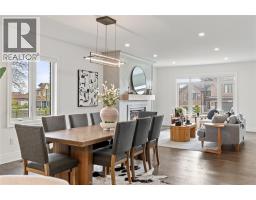3161 MCROBBIE - 12