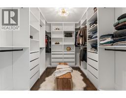 3161 MCROBBIE - 23