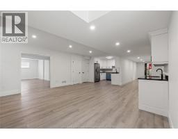 3161 MCROBBIE - 39