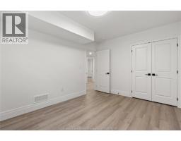 3161 MCROBBIE - 41