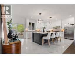 3161 MCROBBIE - 6