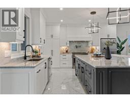 3161 MCROBBIE - 8