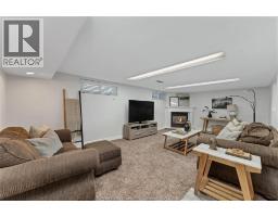 2695 SIERRA DRIVE - 20