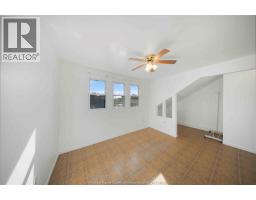 2404 Howard AVENUE - 17