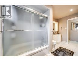 1758 SOUTHDALE DRIVE - 32
