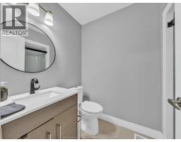 2940 MCROBBIE - 18