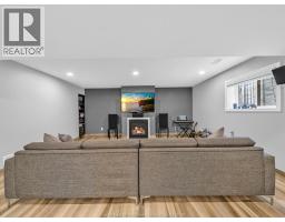 2940 MCROBBIE - 28