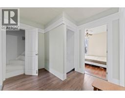 475 MCKAY AVENUE - 22