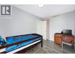 1456 ELSMERE - 15