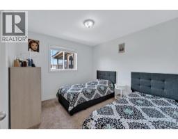1026 THUNDERBAY AVENUE - 21