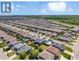 1026 THUNDERBAY AVENUE - 35