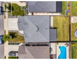 1026 THUNDERBAY AVENUE - 38