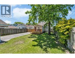 1554 AUBIN ROAD - 9