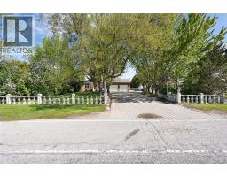 540 SIMCOE STREET - 2
