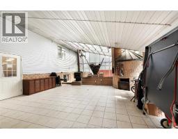 540 SIMCOE STREET - 37
