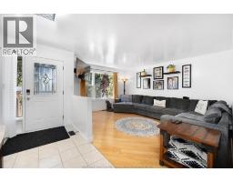 540 SIMCOE STREET - 7