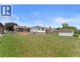 18 ELIZABETH CRESCENT - 35