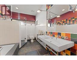 450 RUSSELL WOODS ROAD - 37