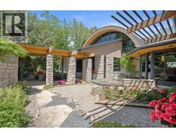 450 RUSSELL WOODS ROAD - 4