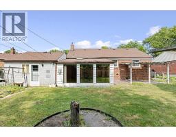 3455 DOUGALL - 28