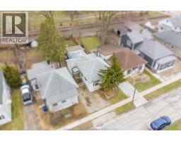 194 HARVEY STREET - 35