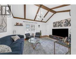 1196 Curry AVENUE - 8