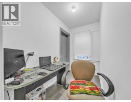 154-156 ELLIOTT STREET West - 33