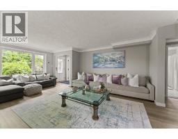 285 BELLEPERCHE PLACE - 8