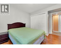 1078 TREVERTON - 27
