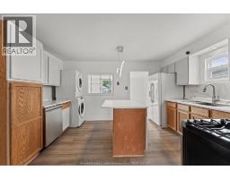 2163 WELLESLEY AVENUE - 11
